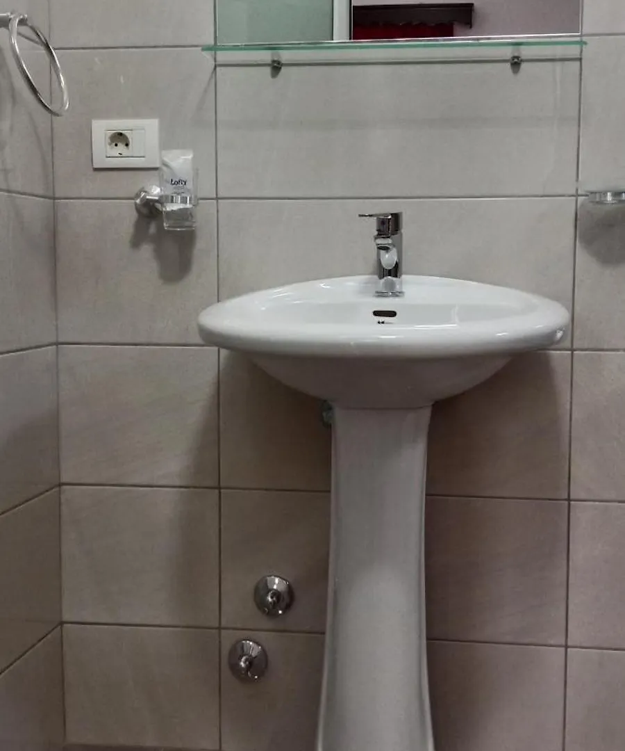 Hotel Villa Ruci Ksamil 0*,