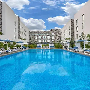 **** Hotel Express By Marriott Aeropuerto Riviera Mexiko