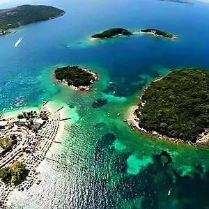 Islands View Hotel